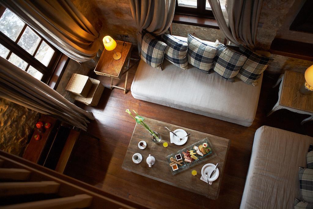 Kyrimai Hotel Еролимин Экстерьер фото